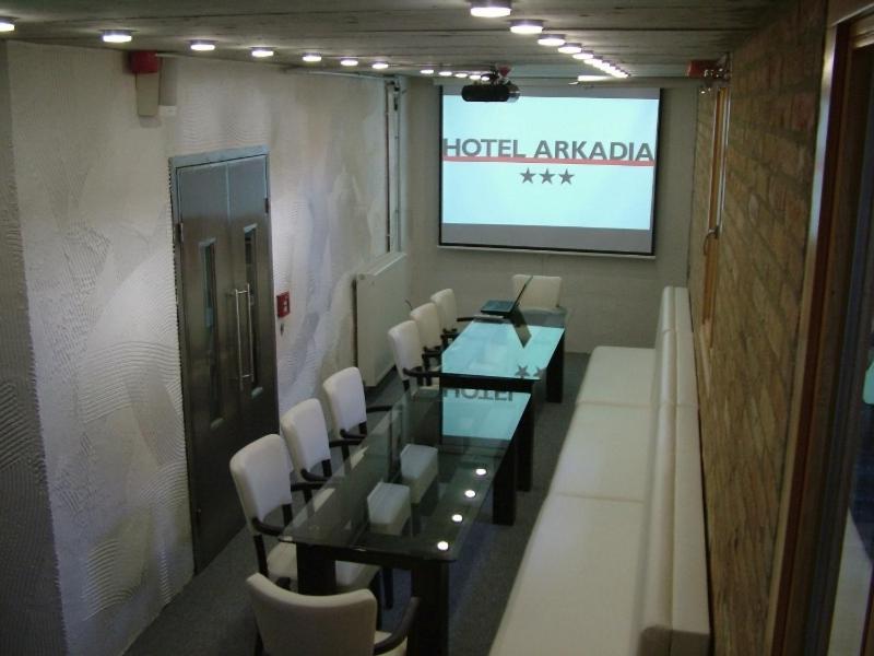 Hotel Arkadia Печ Экстерьер фото
