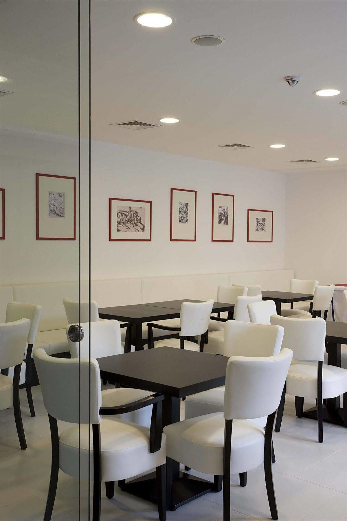 Hotel Arkadia Печ Экстерьер фото